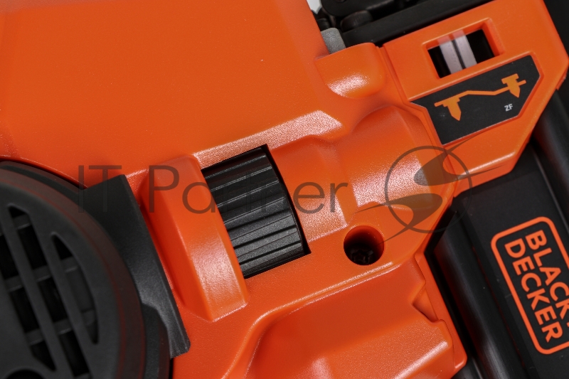 Степлер аккумуляторный Black+Decker BCNG01D1-QW гвозди тип 300 / 500