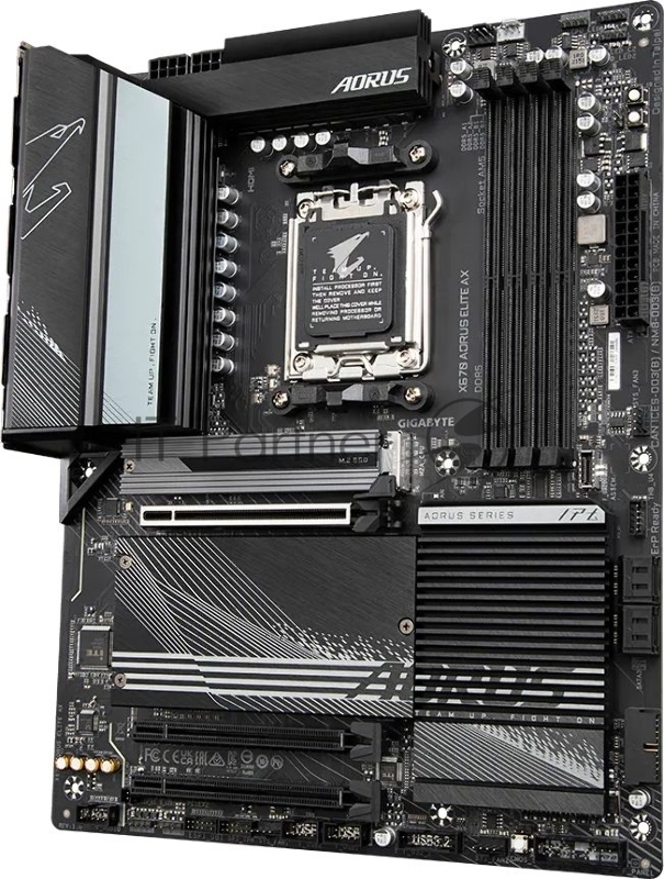 Материнская плата Gigabyte AMD X670 AORUS ELITE AX, Socket AM5, AMD X670, 4xDDR5-5200, HDMI, 3xPCI-Ex16, 4xSATA3(RAID 0/1/10), 2xM.2, 6 Ch Audio, 1x2,5GLan, (4+4)xUSB2.0, (8+4)xUSB3.2, (1+1)xUSB3.2 Type-C™, ATX, RTL {}