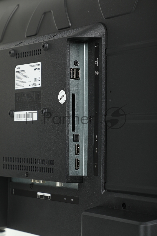 Телевизор LED BBK 32 32LEM-1055/T2C черный HD 50Hz DVB-T2 DVB-C