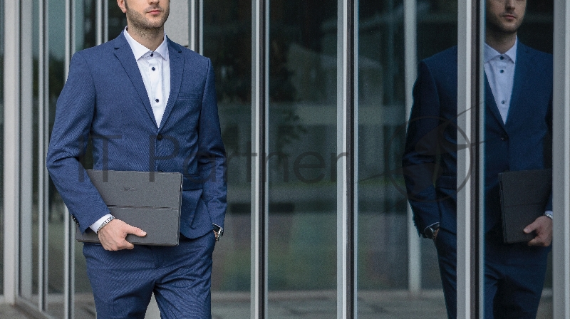 МОНИТОР 15.6 ASUS MB16AMT DarkGrey(IPS, LED, Wide, 1920x1080, 5ms, 178°/178°, 250 cd/m, 700,000:1, +НDMI, +MM, +USB, )