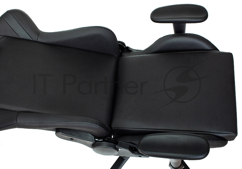 Кресло игровое Zombie Formula черный/карбон эко.кожа крестов. пластик