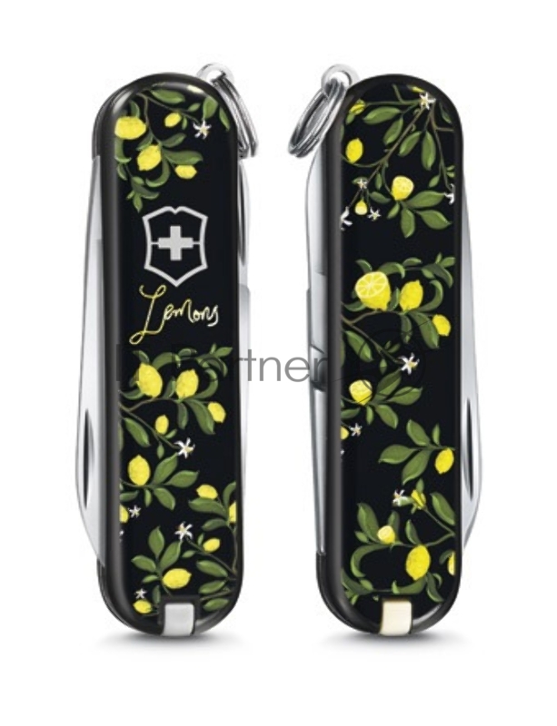 Нож перочинный Victorinox Classic LE2019 When life gives you Lemons (0.6223.L1905) 58мм 7функций черный подар.коробка