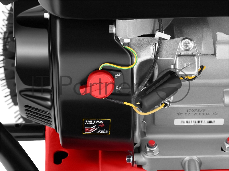 Снегоуборщик бензин. Starwind GST-4356 7л.с.