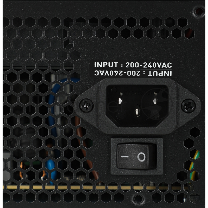 Блок питания Оклик ATX 700W GMNG PSU-700W-80+ 80 PLUS WHITE (24+4+4pin) APFC 120mm fan 6xSATA RTL