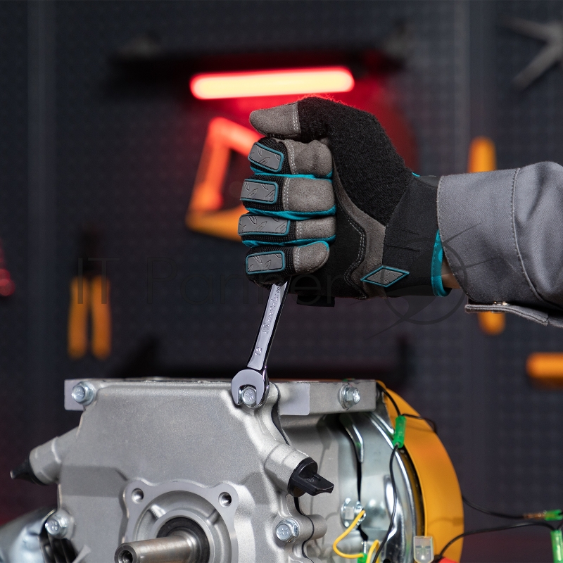 Набор ключей комбинированных, трещоточных шарнирных 22шт.// Matrix