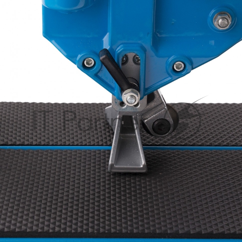 Плиткорез ручной монорельсовый 750 х 14 мм, ходовая каретка,9/4 рег.подшипников,литая станина// Барс