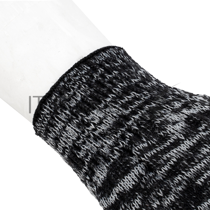 Перчатки трикотажные, меланж, 10 класс// Россия