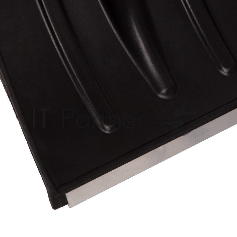 Лопата для уборки снега пластиковая, 380х385х1420 мм, оцинк. планка, деревянный черенок// Россия