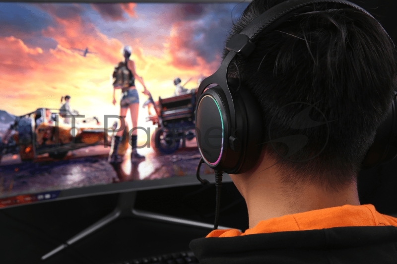 Гарнитура игровая проводная Dareu EH925s Pro Black (черный), подсветка RGB, съемный микрофон с шумоподавлением, подключение USB, длина кабеля 2,2м