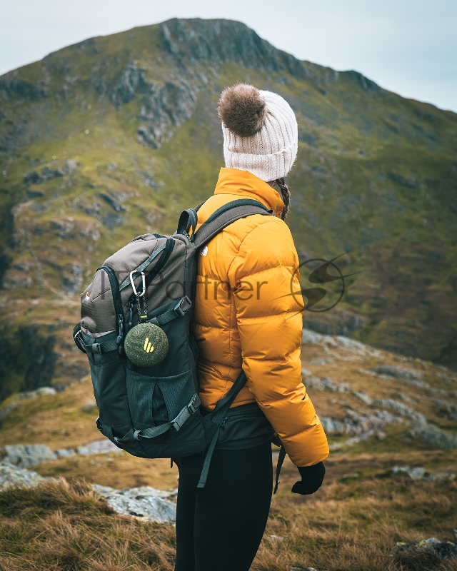 Колонка порт. Edifier MP100 Plus т.зеленый 5W 1.0 BT