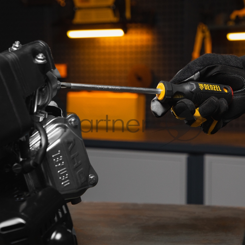 Отвертка PH3х150 мм, CrV, трехкомпонентная рукоятка// Denzel