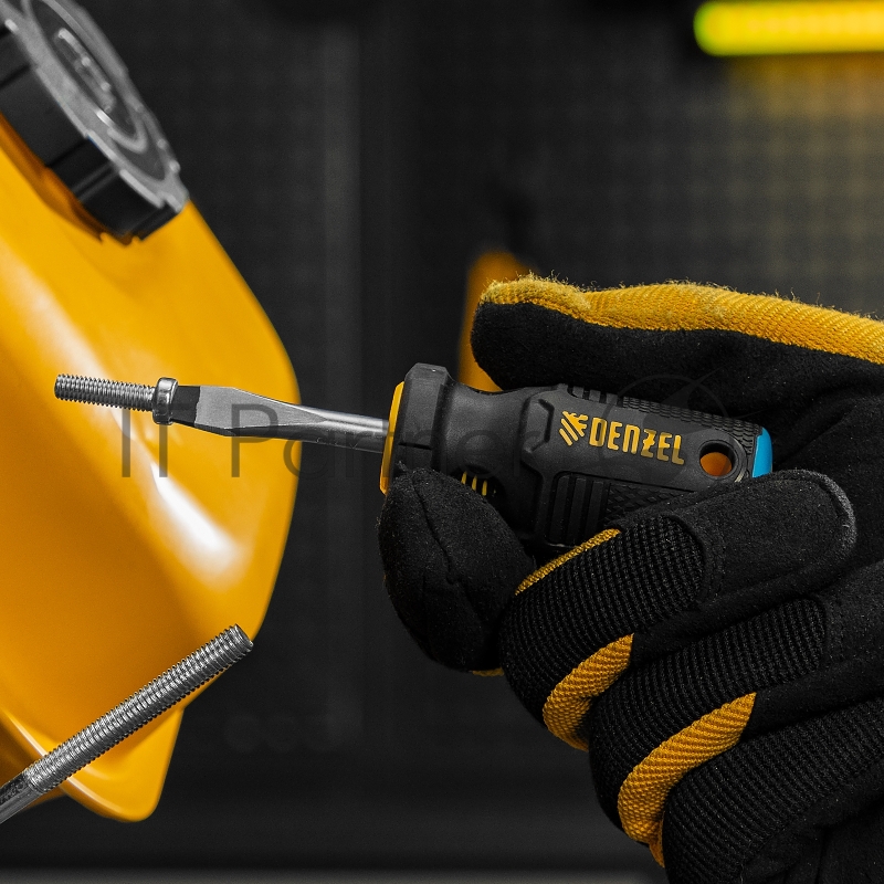 Отвертка SL6x38 мм, CrV, трехкомпонентная рукоятка// Denzel