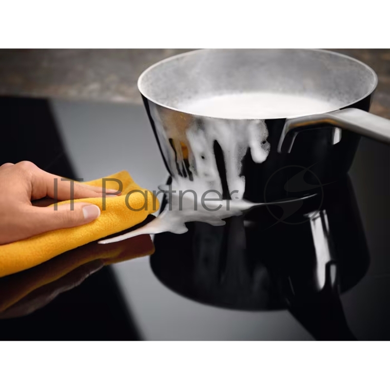 Индукционная варочная поверхность Electrolux LIL61424C черный