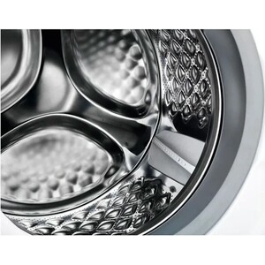 Стиральная машина Electrolux PerfectCare 700 EW7WO448W пан.англ. класс: A загр.фронтальная макс.:8кг (с сушкой) белый