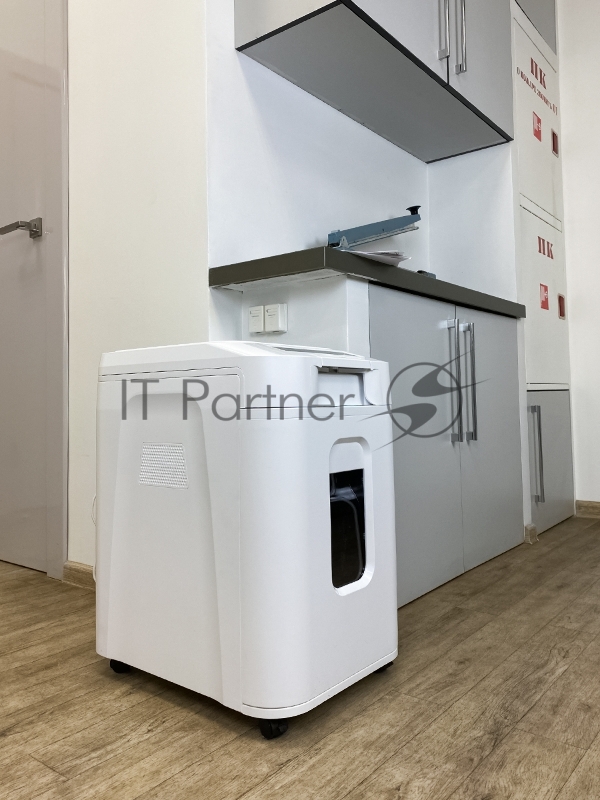 Шредер Heleos АП37-5 белый/белый с автоподачей (секр.P-5) фрагменты 220лист. 37лтр. скрепки скобы пл.карты