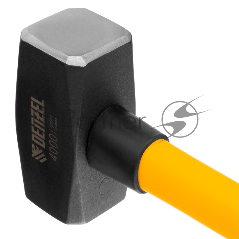 Кувалда 4000 г, кованая, фибергласовая рукоятка c TPR покрытием, 880 мм // Denzel