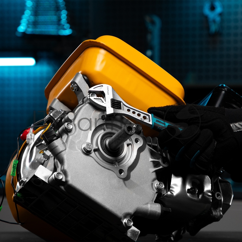 Ключ разводной, 200 мм,CrV, двухкомпонентная ручка// Gross