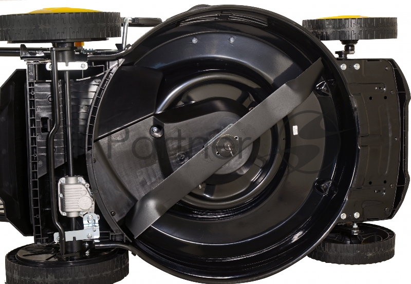 Газонокосилка бензиновая GLM-7.0 SL Huter