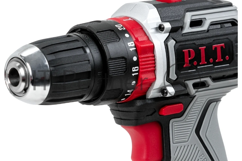 Дрель-шуруповерт P.I.T. PSR18-D4 аккум. патрон:быстрозажимной