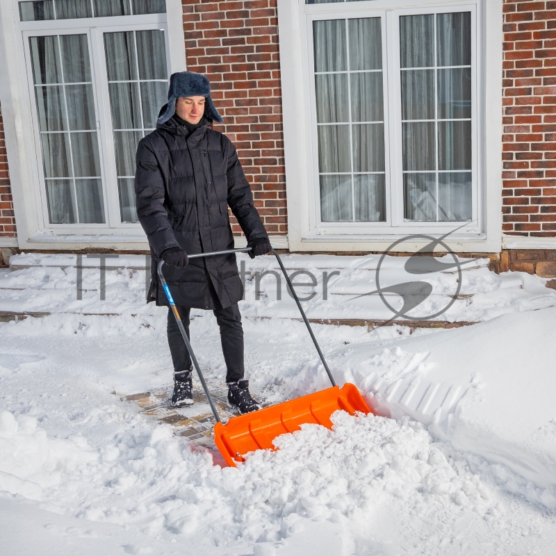Движок для уборки снега пластиковый, 795х435х1280 мм, стальная рукоятка, усиленный// Сибртех