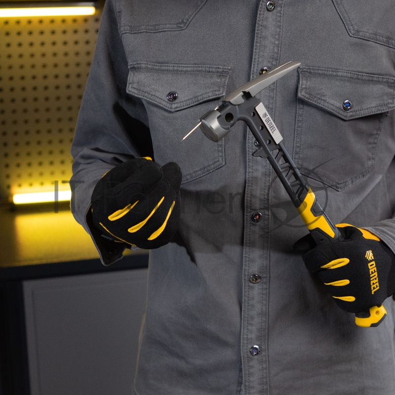 Молоток строительный, 450 г, цельнокованый,боек с магнитом, двухкомп. обрезин. рук-ка // Denzel