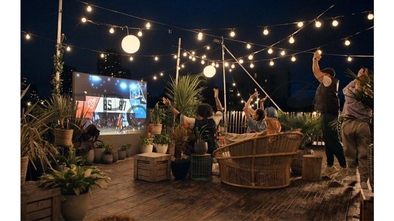 Мобильный лазерный проектор Epson EF-12 V11HA14040