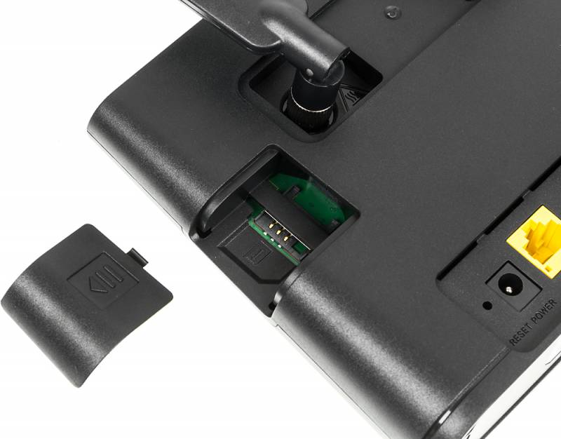 Wi-Fi Маршрутизатор Huawei B310s-22 (B310) 10/100/1000BASE-TX/4G