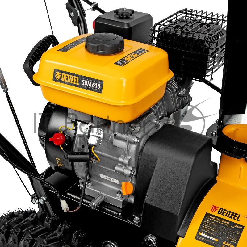 Бензиновая снегоуборочная машина SBM 610, 212cc, ручной старт, фара// Denzel