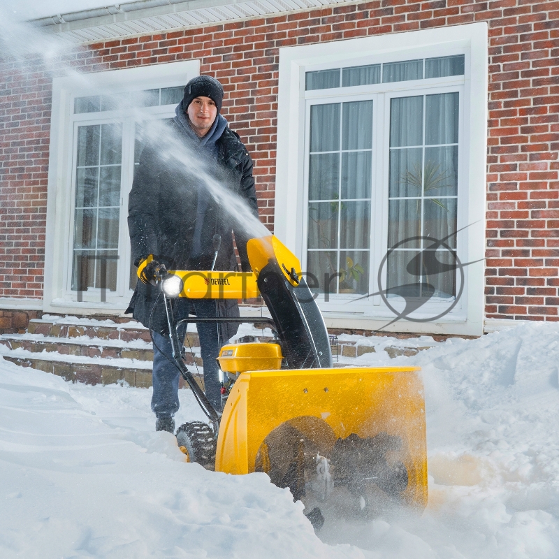 Бензиновая снегоуборочная машина SBM 610, 212cc, ручной старт, фара// Denzel