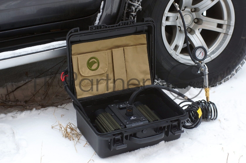 Автомобильный компрессор Berkut SPEC-500С 136л/мин шланг 7.5м