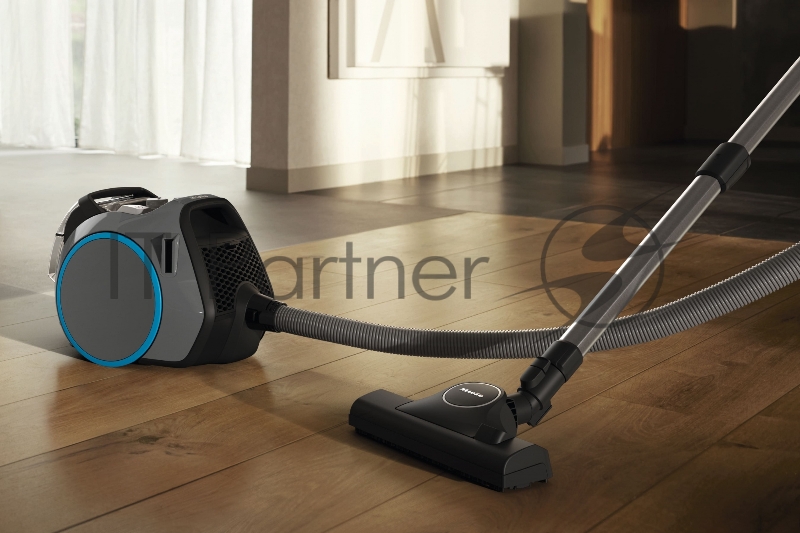 Пылесос Miele Boost CX1 Active SNRF3 blue черный/синий