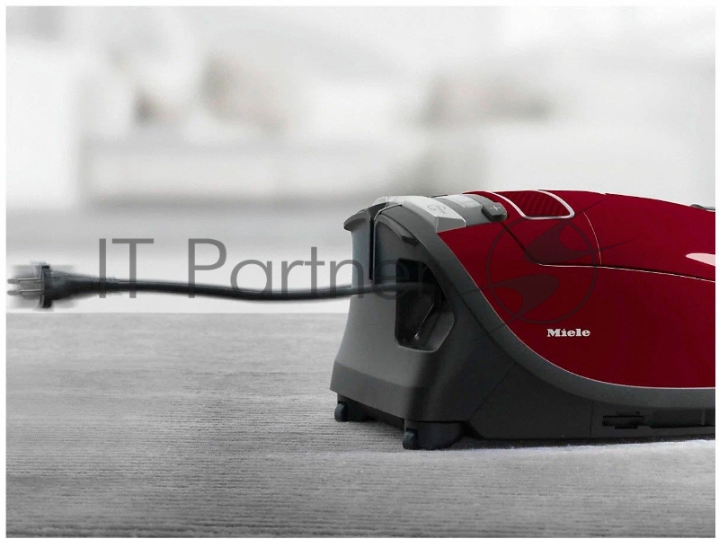 Пылесос Miele Complete C3 Active SGDF3 2000Вт красный