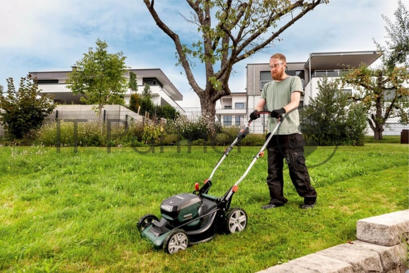 Газонокосилка роторная Metabo RM 36-18 LTX BL 46 (T0524)