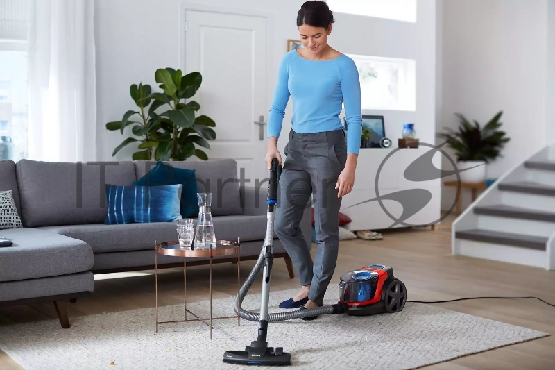 Пылесос Philips FC9330/09 900Вт красный