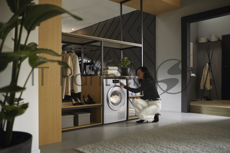 Отдельностоящая сушильная машина Miele TWR780WP, 850x596x643, 9 кг, тепловой насос, А, 62 дБ, PowerFresh, DryFresh, EcoDry, SteamFinish, Германия