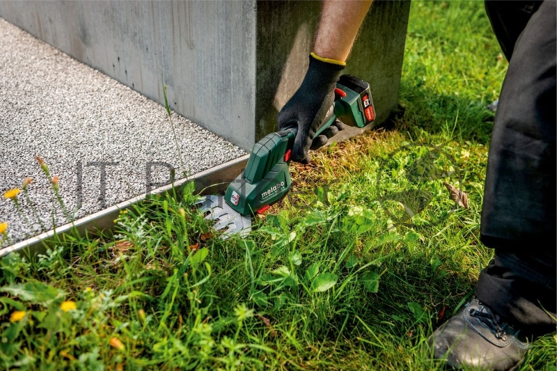 Кусторез/ножницы для травы Metabo PowerMaxx SGS 12 Qаккум. (601608500)