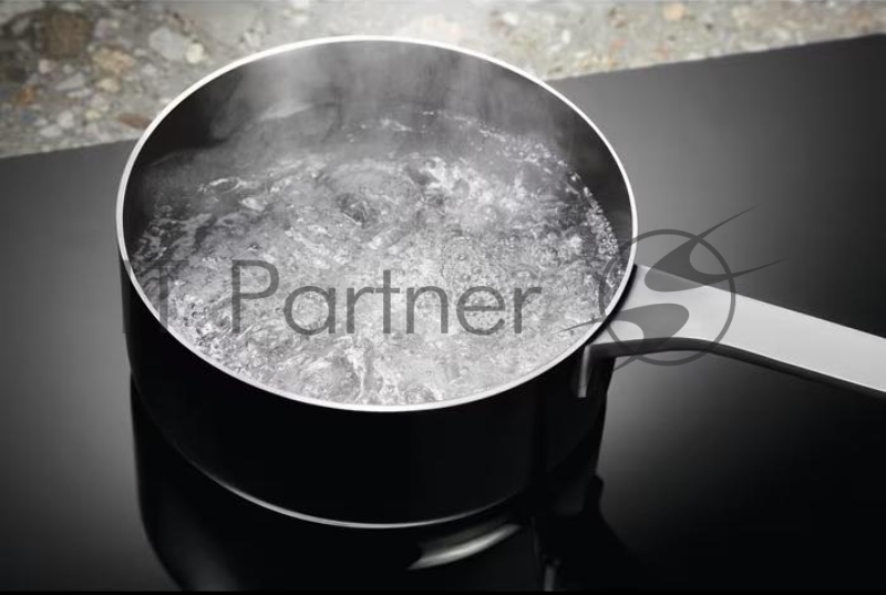 Встраиваемая индукционная панелл ELECTROLUX CIR60430 на 4 конфорки, cтеклокерамика, мощность: 7350 Вт