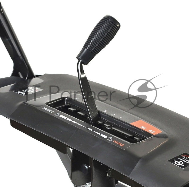 Снегоуборщик PATRIOT PS 707, Двигатель 7л.с до -25 °С 212 сс Стартер ручной Панель c увеличенным диапазоном скоростей 6 вперед /2 назад Ширина ковша 610мм +100(26) система XTS Высота ковша 530мм(21) диаметр шнека 300мм Колеса Winter Extreme 14x5,5