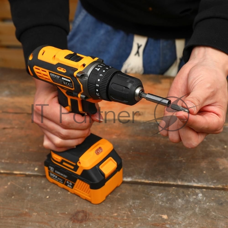 Дрель-шуруповерт Deko DKCD20 IMPACT аккум. патрон:быстрозажимной (кейс в комплекте) (063-4420)