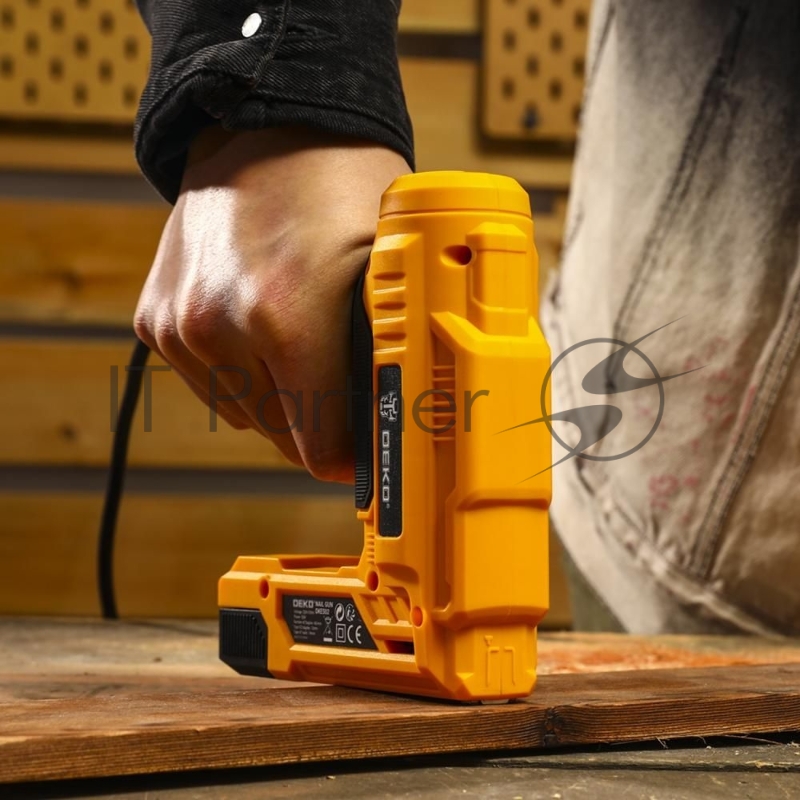 Степлер электрический Deko DKES02 скобы тип 53: 6-10 мм гвозди тип 47: 14мм