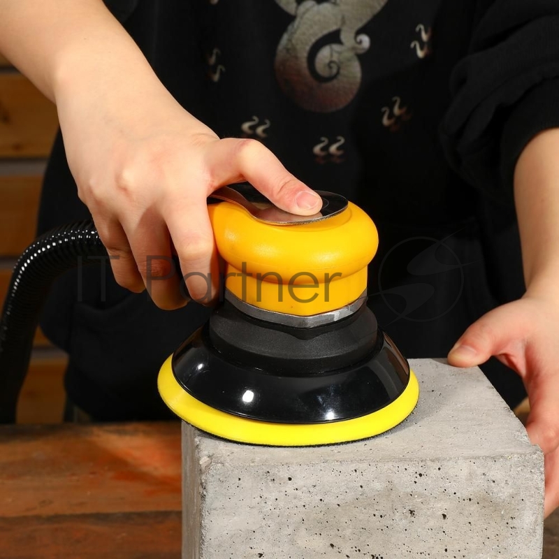 Шлифмашина орбитальная Deko DKOS125 160л/мин d=125мм желтый/черный