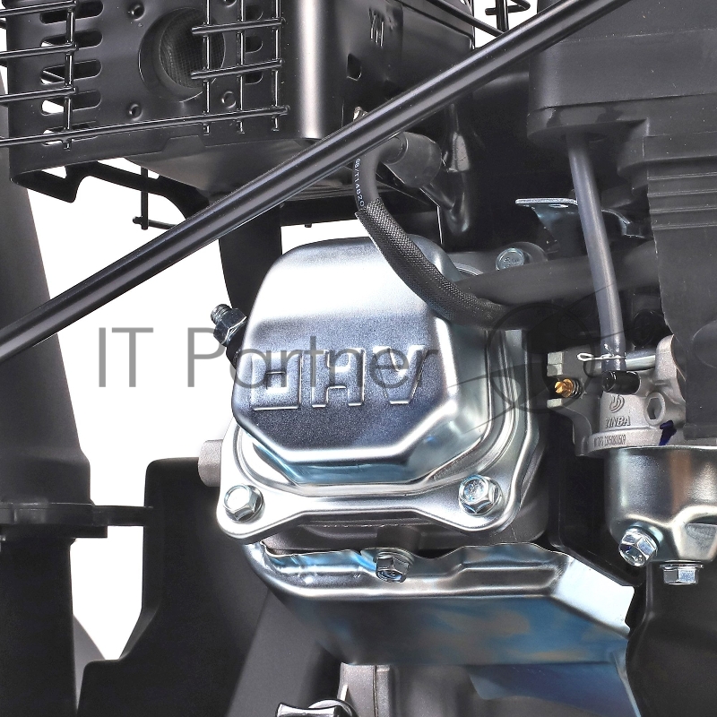 Снегоуборщик PATRIOT PS 707 E, Двигатель 7л.с до -25 °С 212 сс Стартер ручной / 220V LED-фара, Панель c увеличенным диапазоном скоростей 6 вперед /2 назад Ширина ковша 610мм +100(26) система XTS Высота ковша 530мм(21) диаметр шнека 300мм Колеса Wi