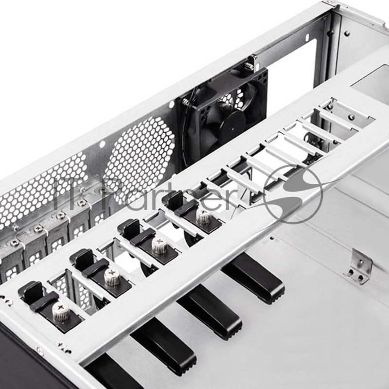 Корпус Silverstone SST-RM42-502