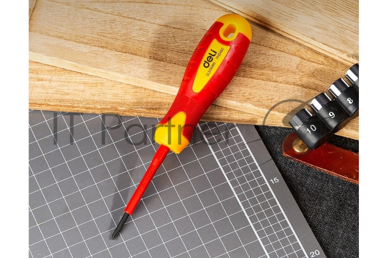 Диэлектрическая крестовая отвертка Deli DL513060 PH0х60мм сталь Cr-V, сертификат VDE для работ под напряжением до 1000 В