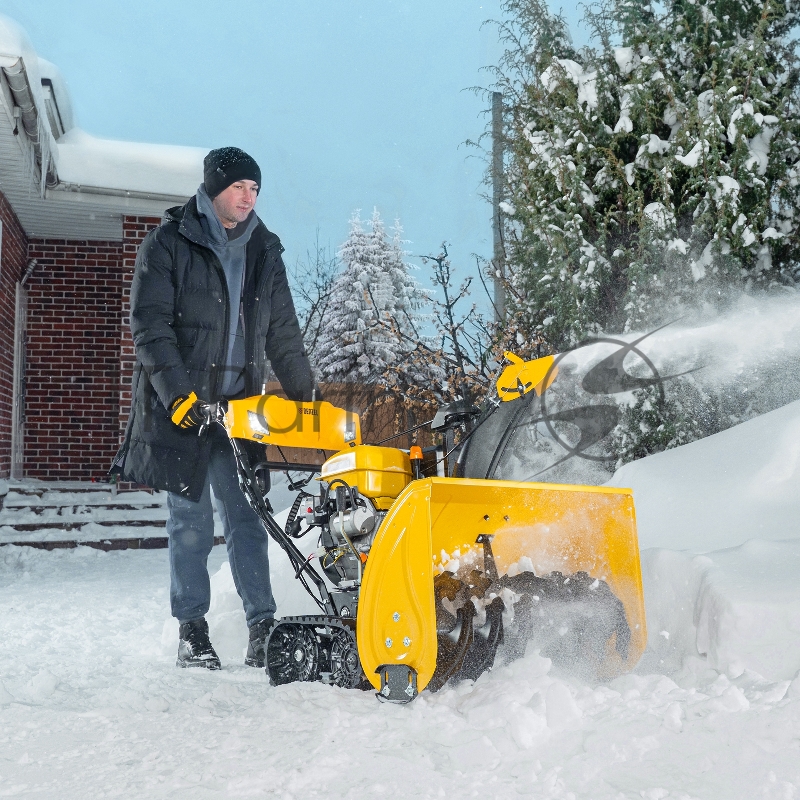 Бензиновая снегоуборочная машина SBL 711DT PRO, 420cc, гусеницы, эл.старт, блок. дифф.// Denzel