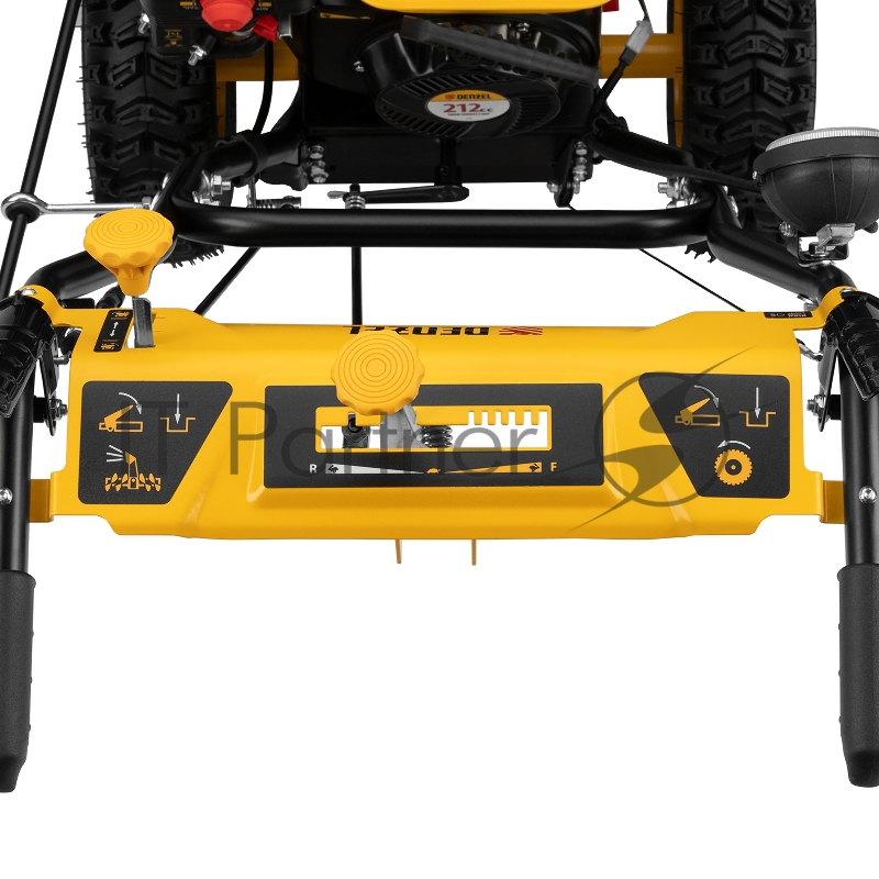 Гибридная снегоуборочная машина с функц. подметания SWB-600, 212 сс, руч. старт, 2 насадки// Denzel