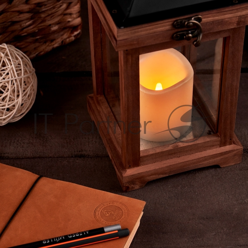 Декоративный фонарь со свечкой, корпус из дерева, размер 14х14х35cм, цвет теплый белый