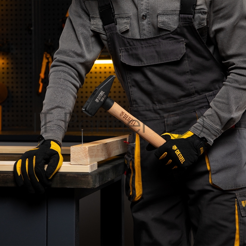 Молоток слесарный, 800 г, кованый квадратный боек, буковая рукоятка// Denzel