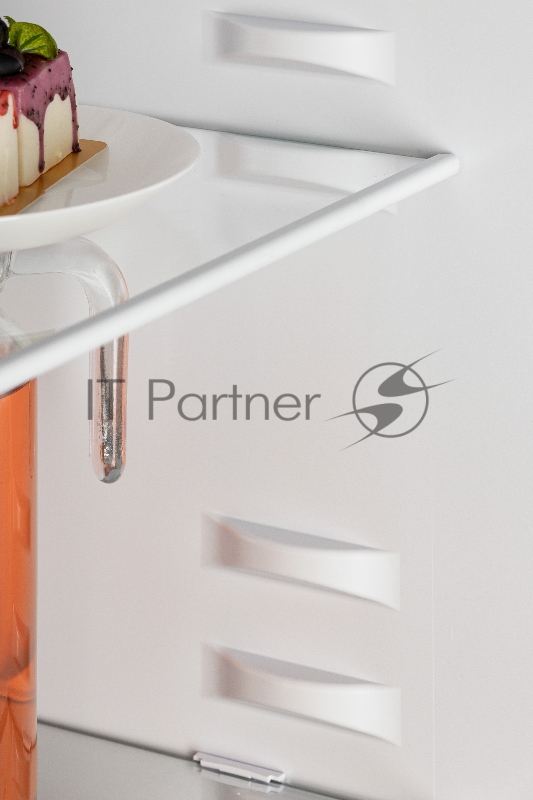 Холодильник NORDFROST NRG 152 W белый стекло