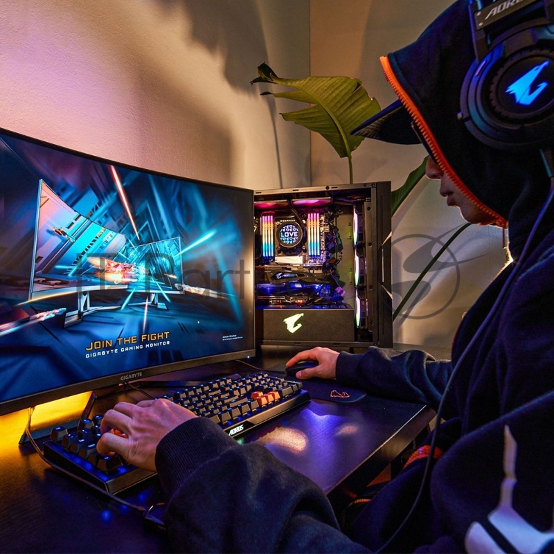 Монитор Gigabyte 31.5 G32QC A VA 2560x1440 165Hz 350cd/m2 16:9